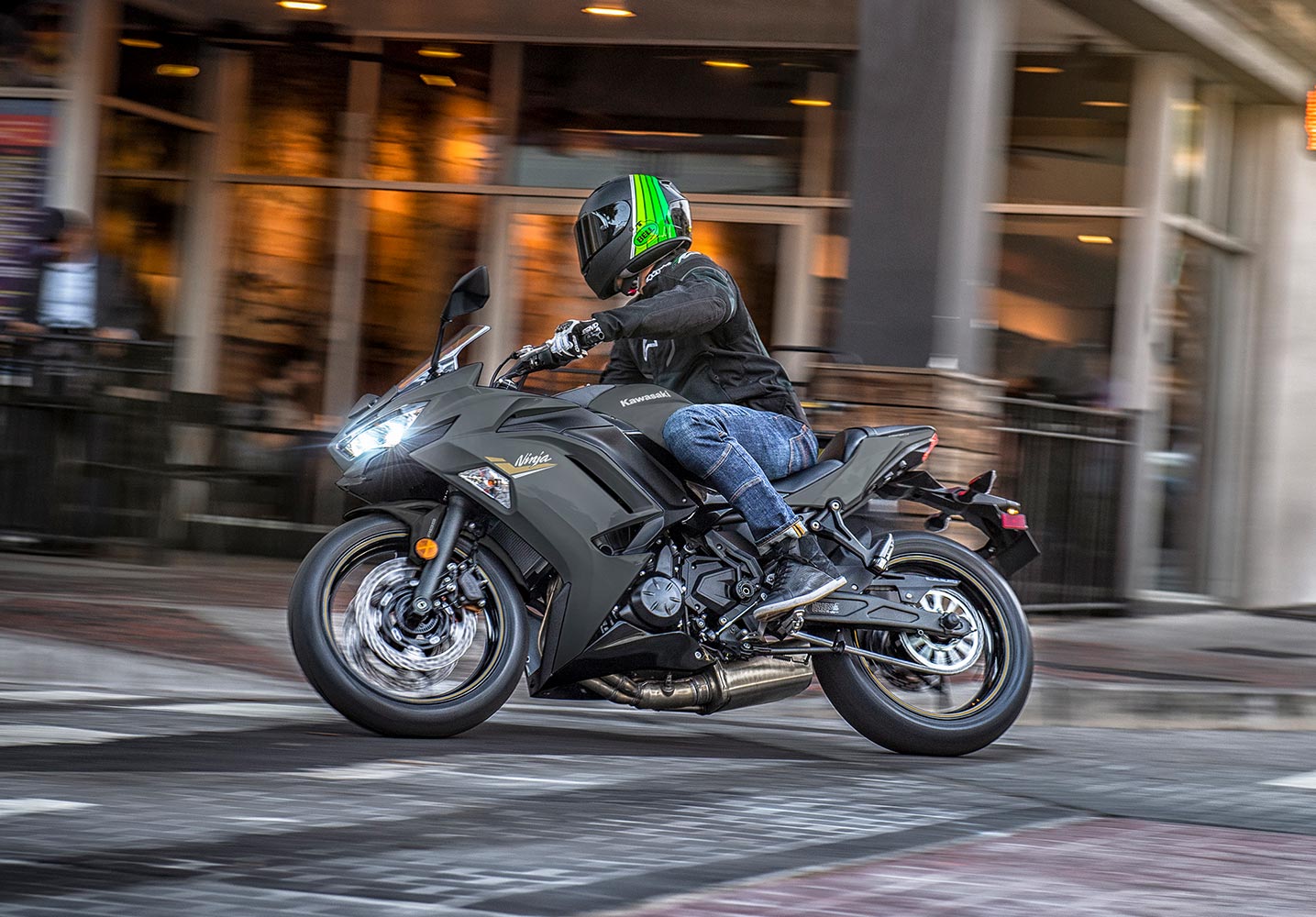 Стантовый мотоцикл Kawasaki