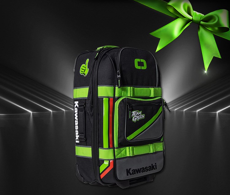 Shop Gifts for on the go model