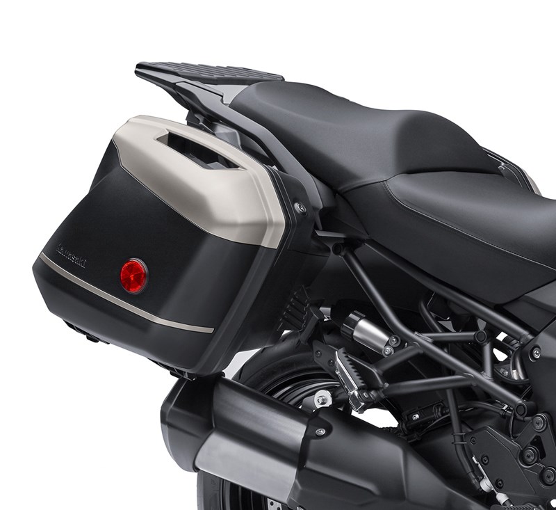 KQR™ 28 Liter Hard Saddlebag Set, Trim Set, Metallic Raw Titanium/725 detail photo 1