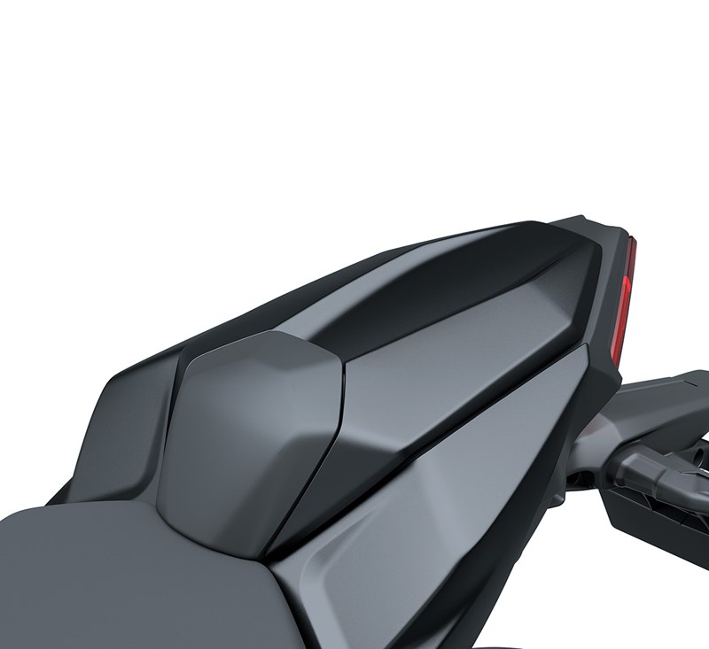 Seat Cowl,Metallic Matte Spartk.Black/739 detail photo 1