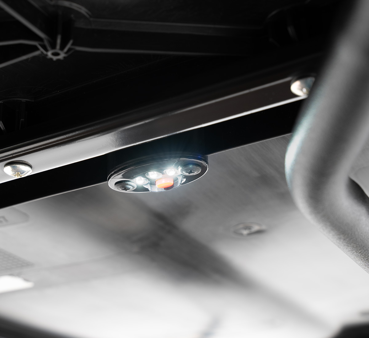 Teryx®4 H2 LED Dome Light | Kawasaki Motors Corp., U.S.A.