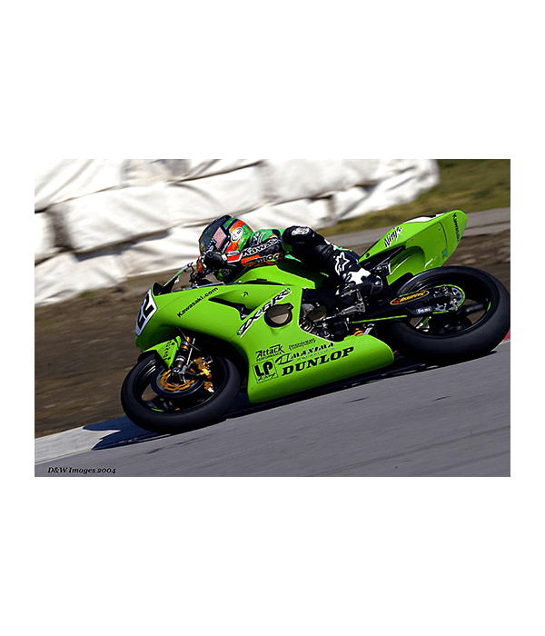 Tommy Hayden racing at the AMA 600 Supersport Championship on the Ninja ZX600.